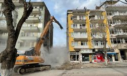 Soylu: Malatya'da acil yıkılacak ve yıkık bina enkazının yüzde 70'i kaldırıldı