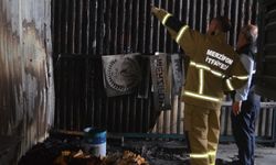 Fabrika yangınında dumandan etkilenen 8 kişi hastaneye kaldırıldı