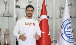 Milli güreşçi Taha Akgül'ün gözü altın madalyada