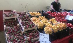 Yaz meyveleri pazar tezgahlarında yerini almaya başladı