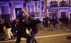 Düzenlenen gösterilere polis müdahale etti