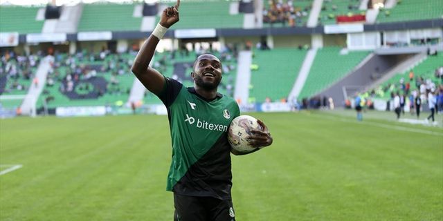 Kasongo, Sakaryaspor'un gol yükünü sırtlıyor