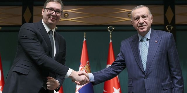 Cumhurbaşkanı Erdoğan, Sırbistan Cumhurbaşkanı Vucic ile telefonda görüştü