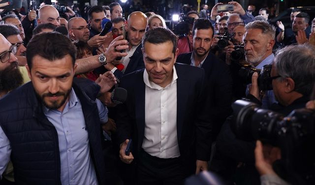 Yunanistan'da ana muhalefet lideri Çipras hükümet kurma görevini kabul etmedi