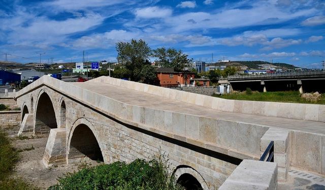 5 asırlık Sultan Süleyman Köprüsü tarihe tanıklık ediyor