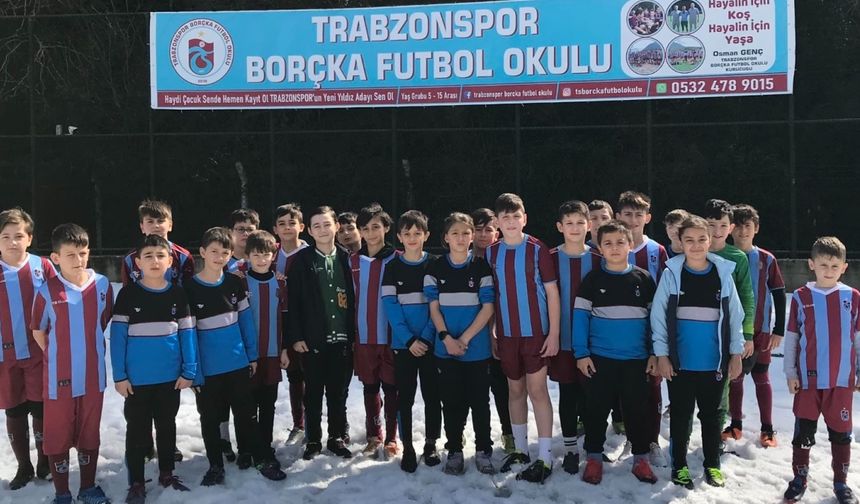 Borçka futbol okulu 5’inci yaşına girdi